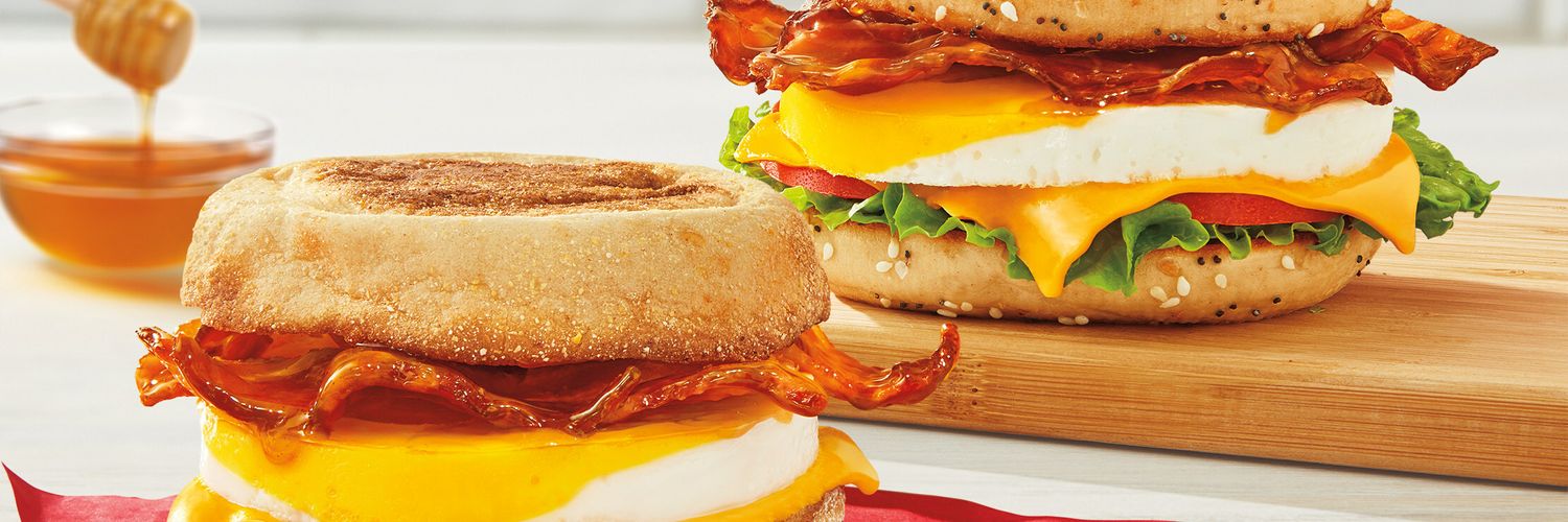 Try the NEW Smoky Honey Bacon Breakfast Sandwiches from Tim Hortons for a delicious sweet & savoury start to your morning