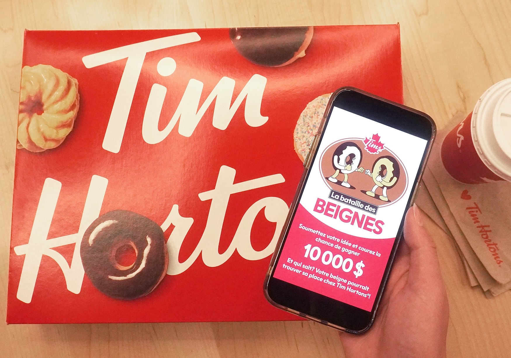 Le concours La bataille des beignes de Tim Hortons offre au public la chance de gagner 10 000 $ et une visite à la cuisine laboratoire de Tim pour le meilleur concept de beigne
