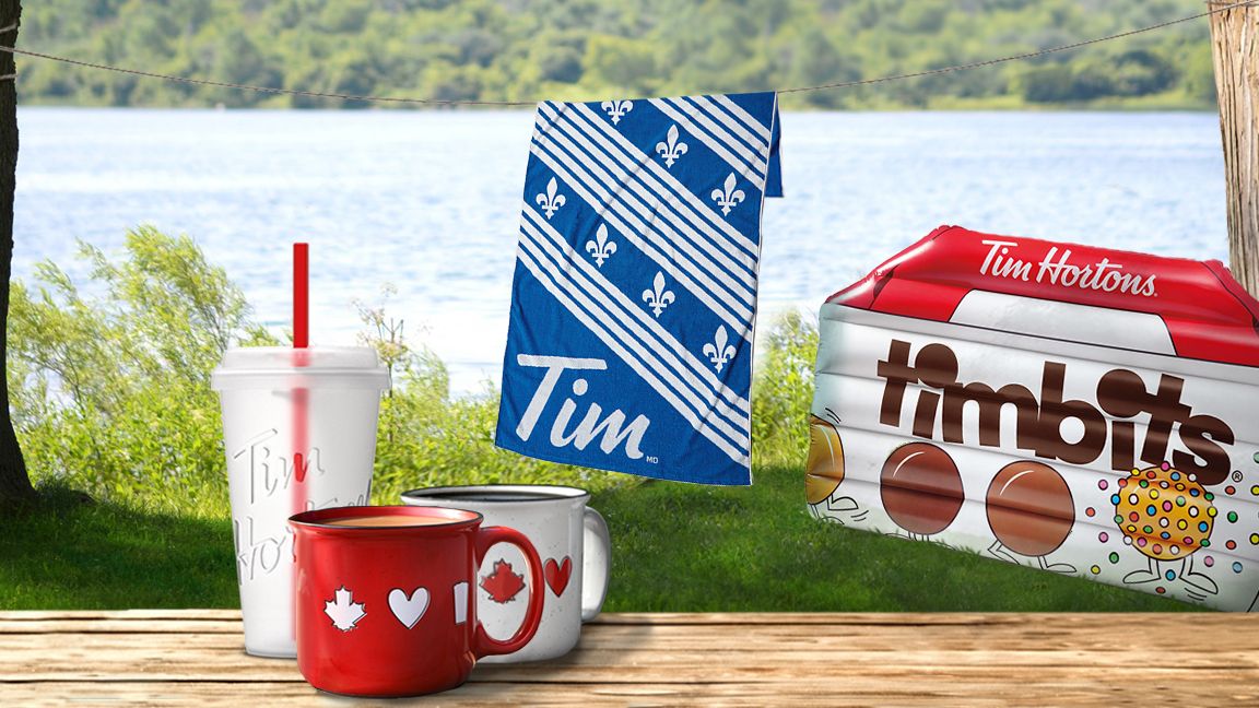 L’heure est à la baignade! Profitez de la longue fin de semaine avec le nouveau coussin flottant Timbits® et les autres articles de la collection Vacances d’été de Tim Hortons